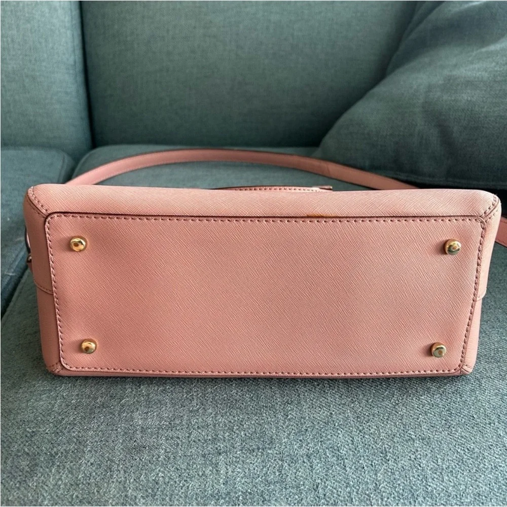 Kate Spade Cameron Street Lottie Safiano Leather Crossbody Bag Medium in Pink